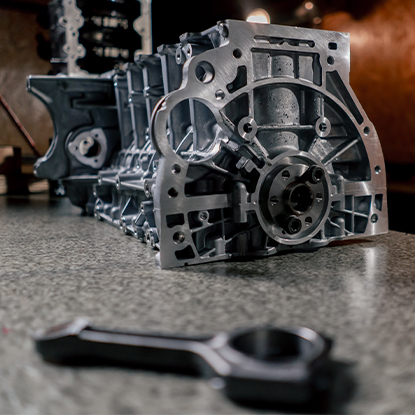 Automóviles y barcos